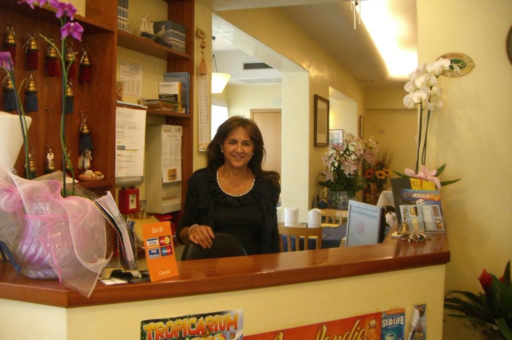 Lido Hotel 3*