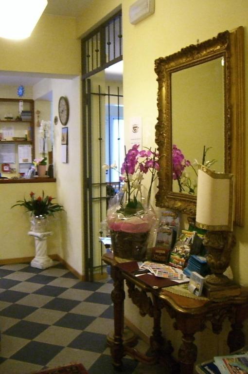 Lido Hotel 3*